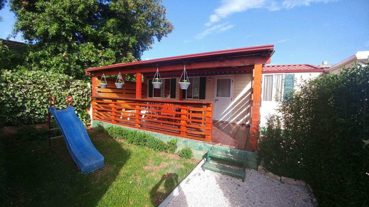 Apartments Pipi Pakostane Exterior photo